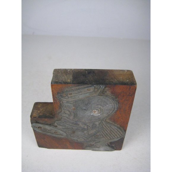Vintage Metal Wood Letterpress Print Block Stamp Person Magnifying Glass Detecti - Picture 4 of 11